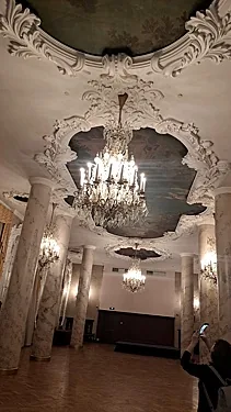 Лобби, Москва — фото площадки