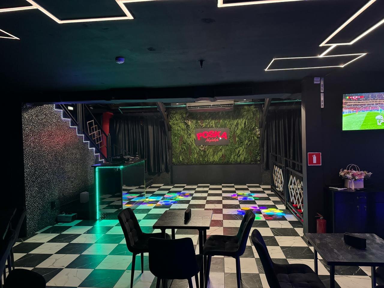 Зал — Poska Lounge