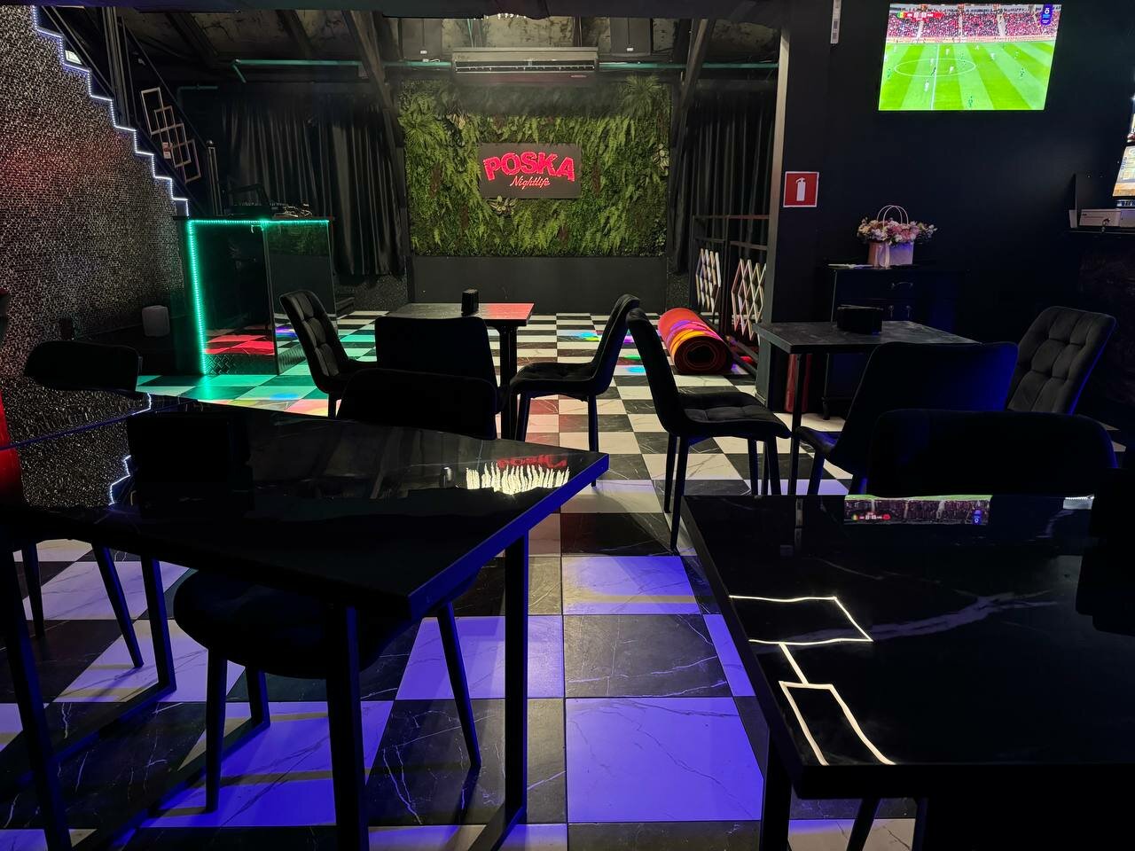 Зал — Poska Lounge