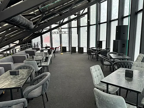 Зал — Poska Lounge