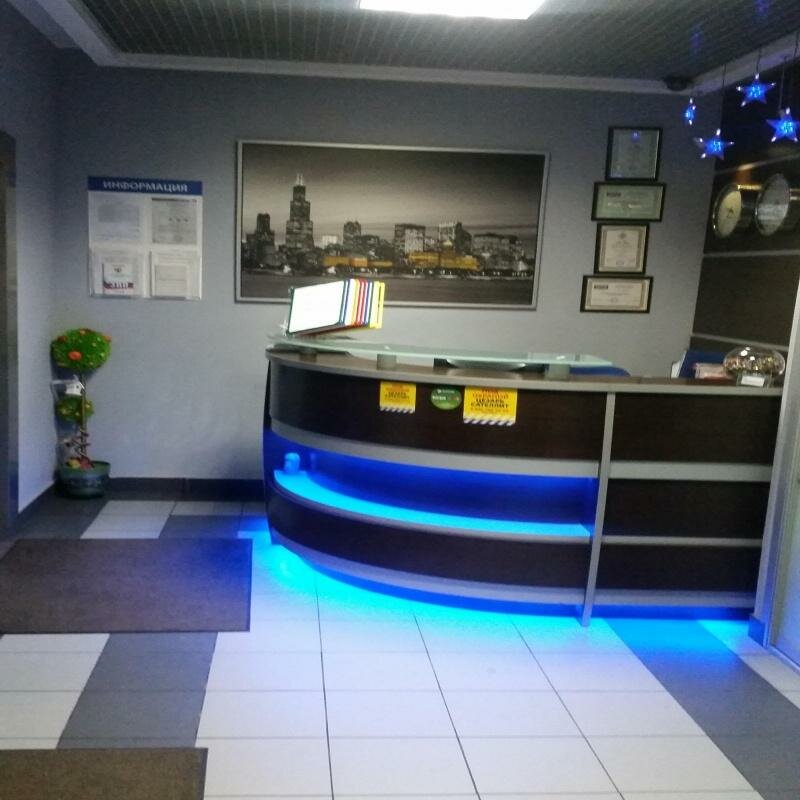 Зал — Полярис