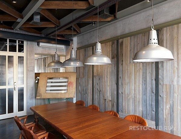 Зал — Strelka bar