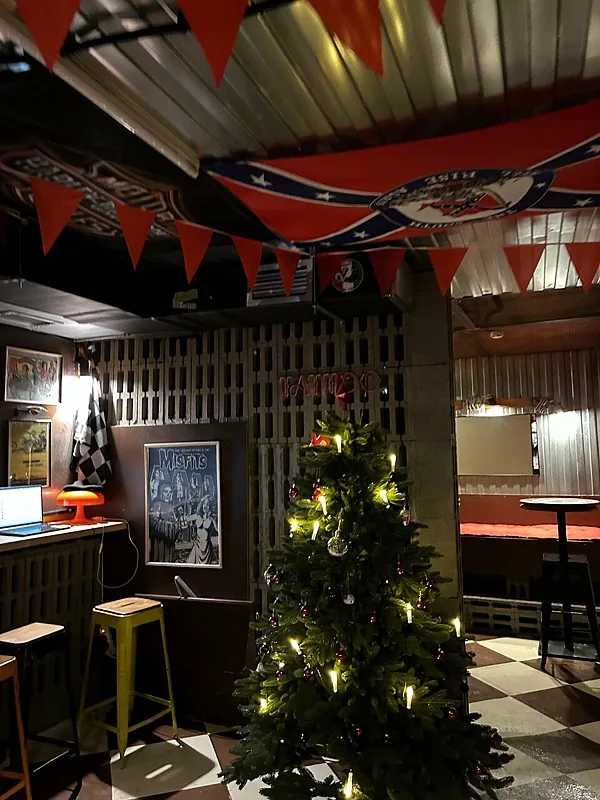 Neighborhood Bar — Зал, фото банкетного зала