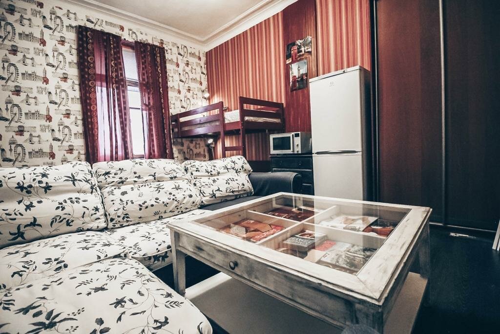 Зал — Weekend Place