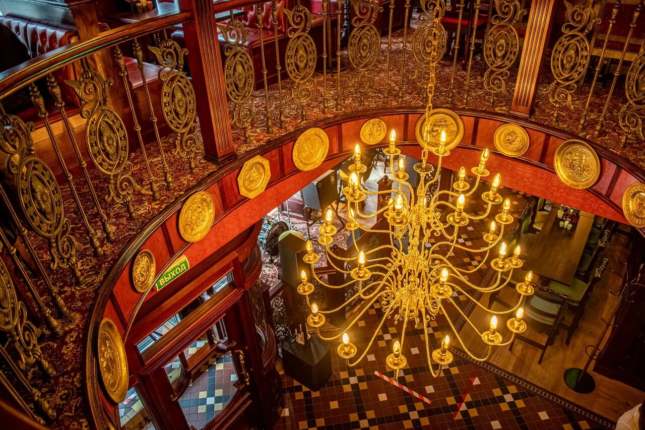 Зал — The White Hart Pub