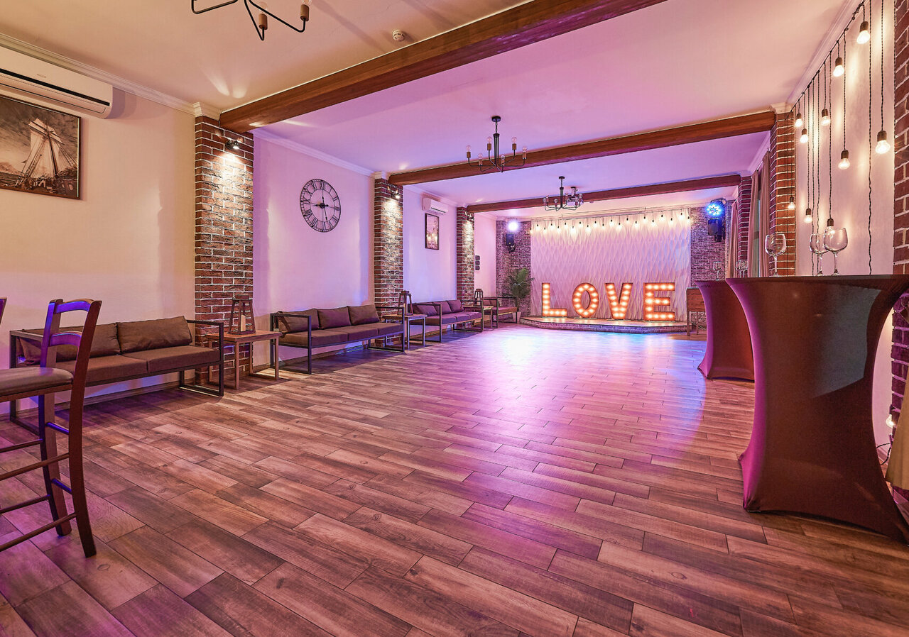 Зал — Loft Lodge 2