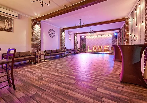 Зал — Loft Lodge 2