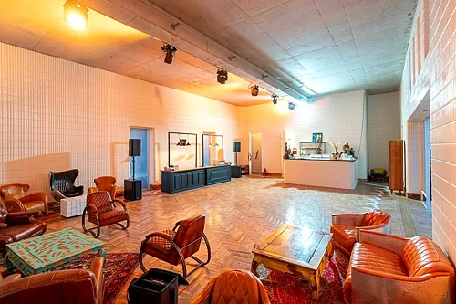 Зал — Loft Hall