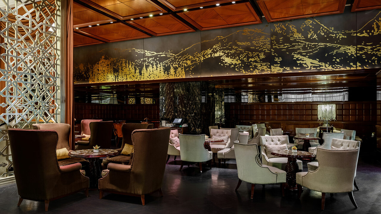 Зал — The Lounge Bar