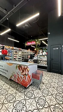 Зал — Деликатеска