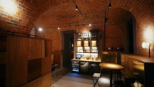 Зал — Urban Winery Pub