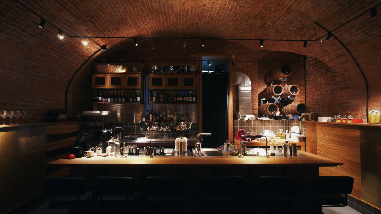 Зал — Urban Winery Pub
