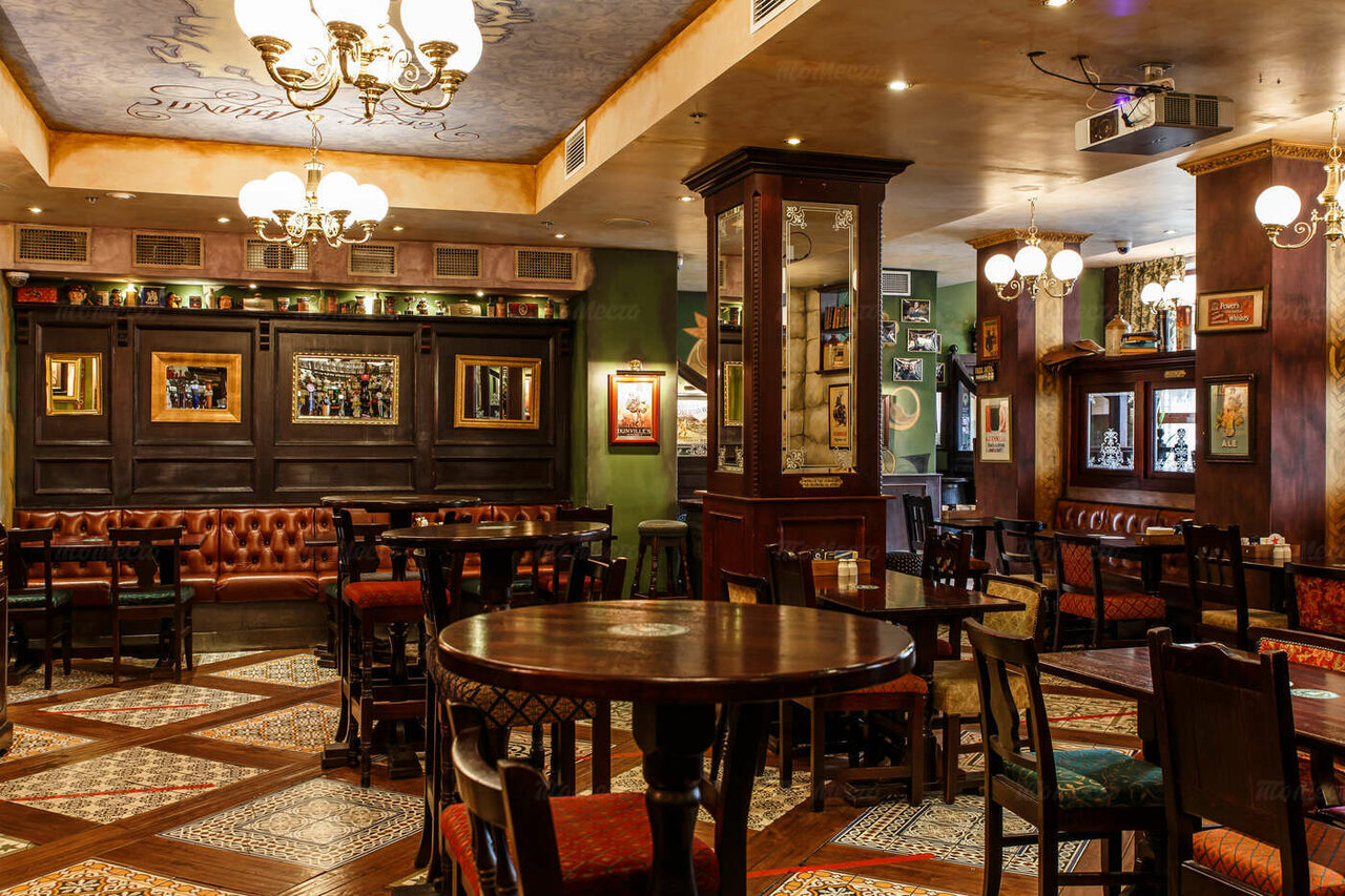 Зал — Drunken Duck Pub