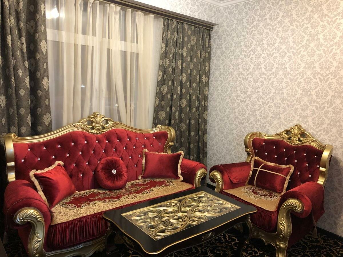 Зал — Атлантис