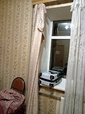 Зал — Восточная