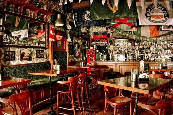 Dark Patrick's Pub, Зал — фото