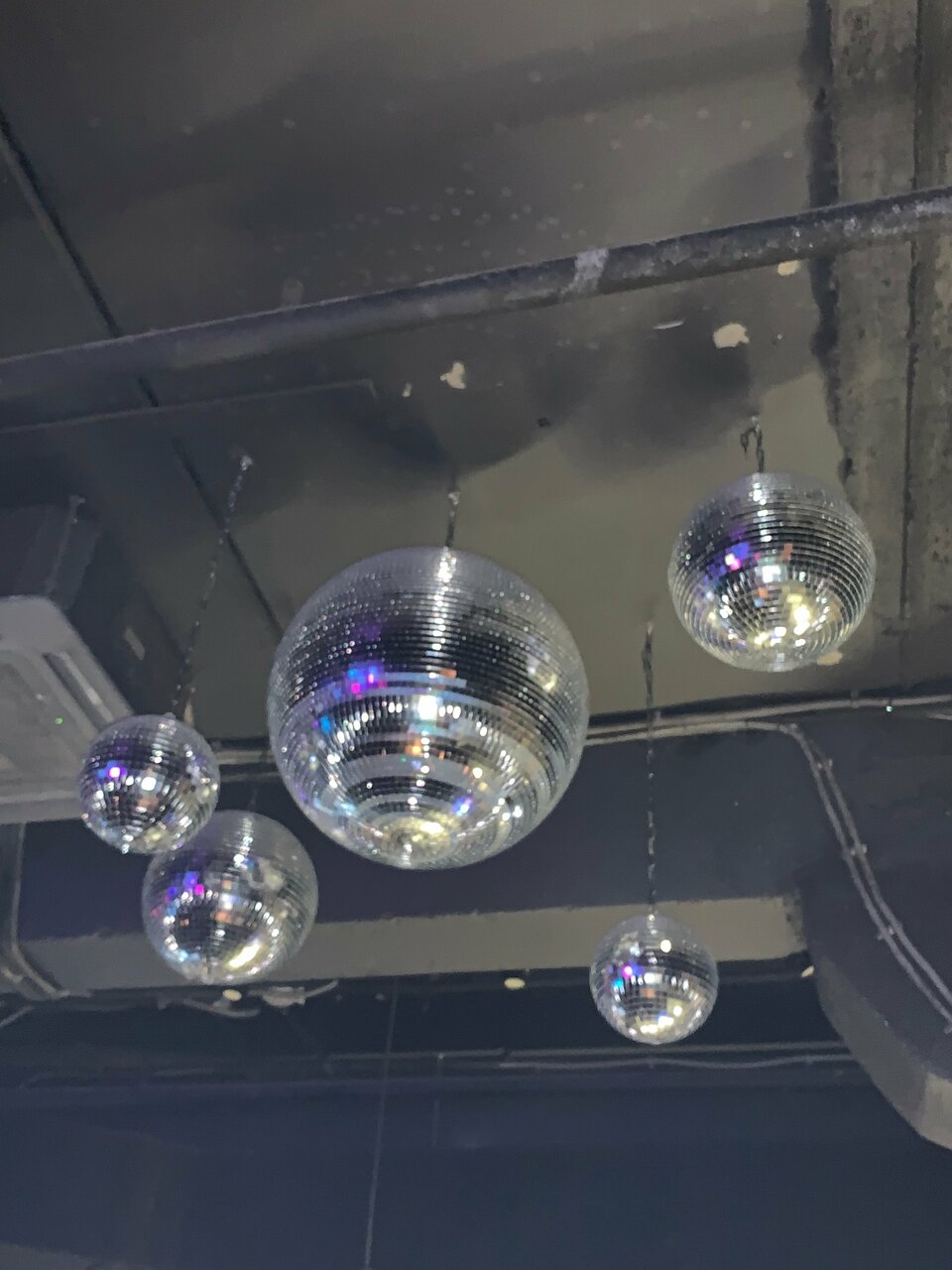 Зал — Memo dine&bar