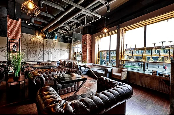 Лампа Lounge, Зал — фото
