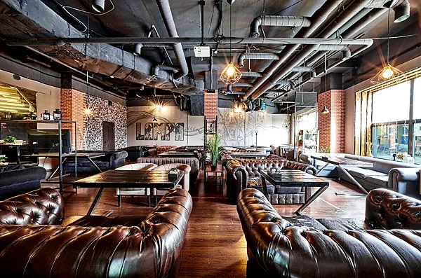Лампа Lounge, Зал — фото