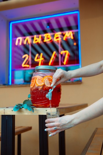 Логотип Моряк и Чайка