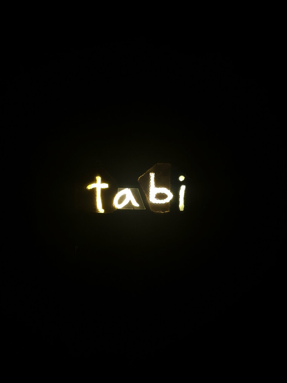 Зал — Tabi