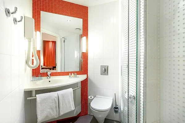 Ibis Москва центр Бахрушина, Зал — фото