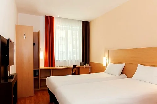 Зал — Ibis Москва центр Бахрушина
