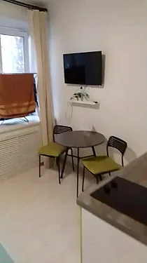 Зал — Moment House на проезде Строительный