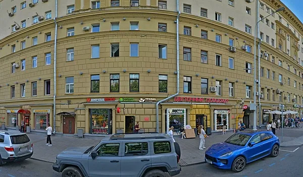 На Цветном Бульваре, Зал — фото