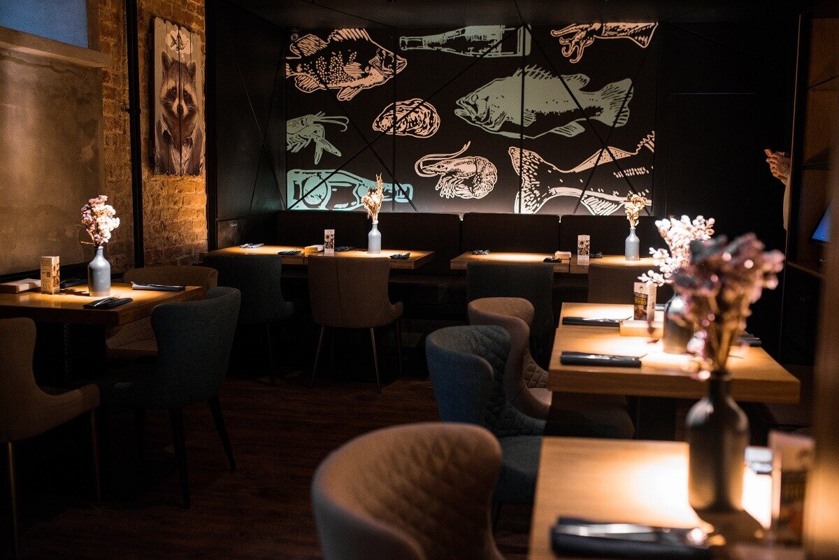 Зал — Lambic Seafood