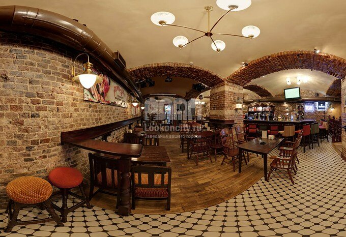 Punch & Judy Pub, Зал — фото