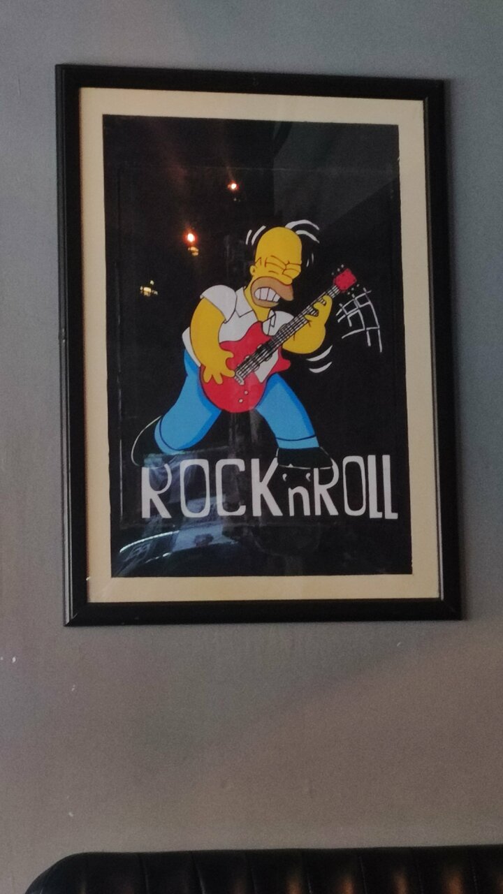 Зал — Rock-n-Roll