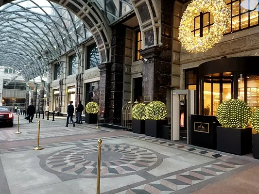 Champagne Bar, Зал — фото