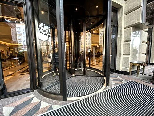 Champagne Bar, Москва — фото площадки