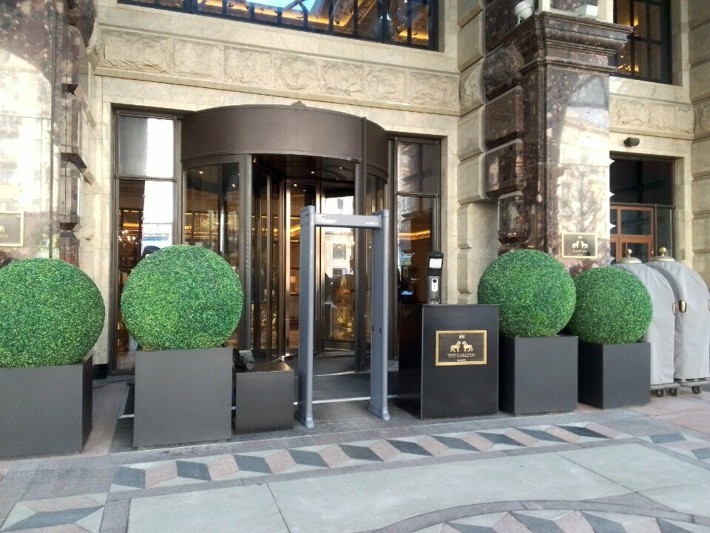 Логотип Champagne Bar