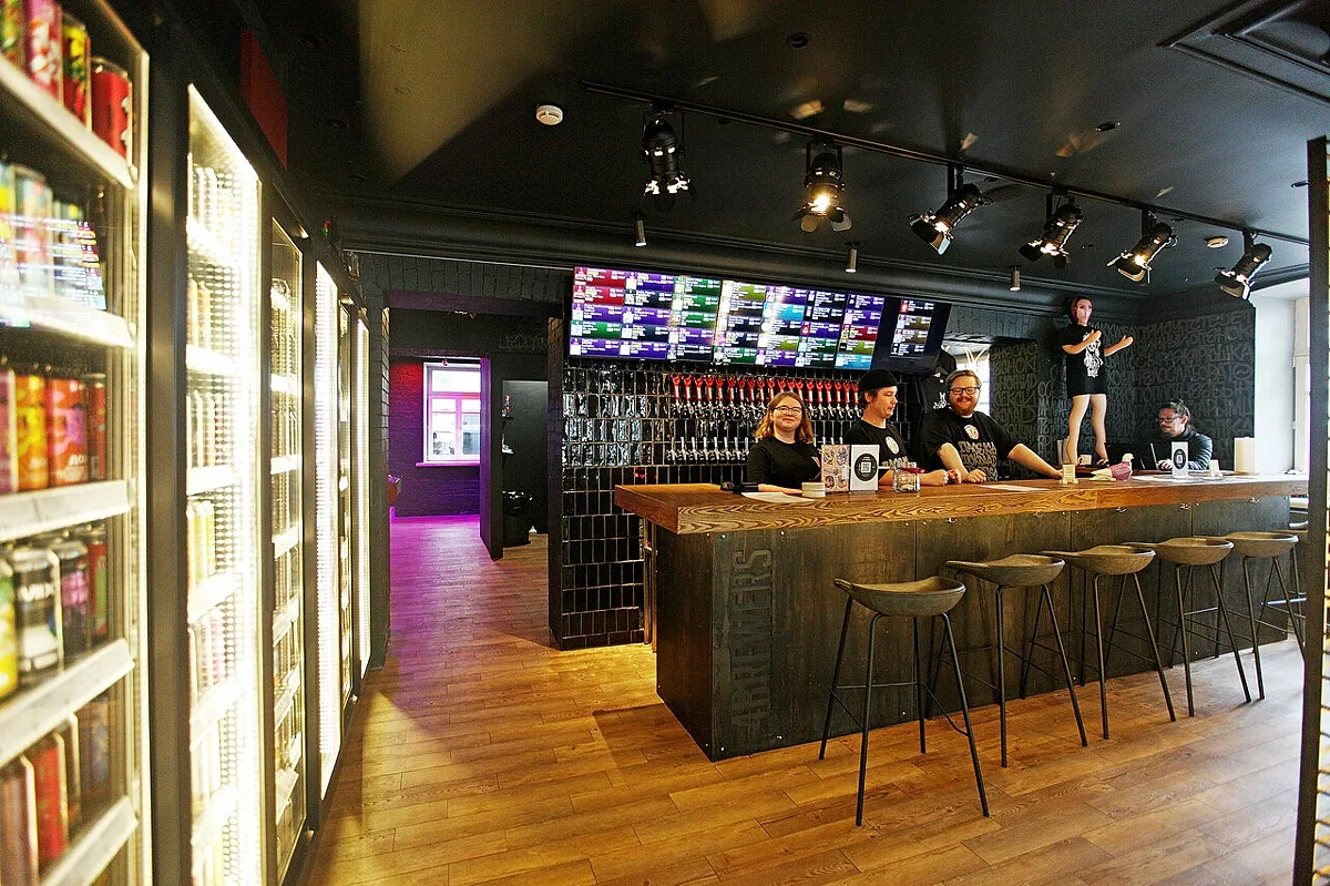 4 Brewers Pub — Зал, фото банкетного зала