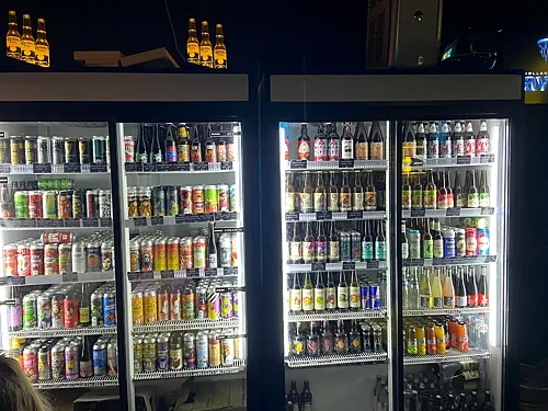 Зал — Beerloga