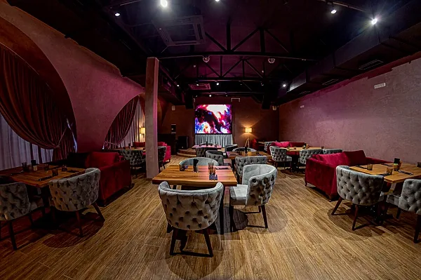 Shum karaoke & lounge, Зал — фото
