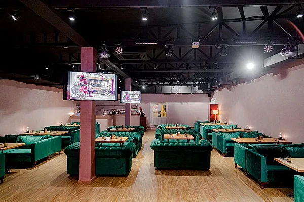 Shum karaoke & lounge, Зал — фото