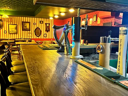 Irishman Pub, Зал — фото