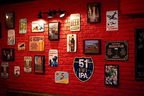 Зал — Irishman Pub