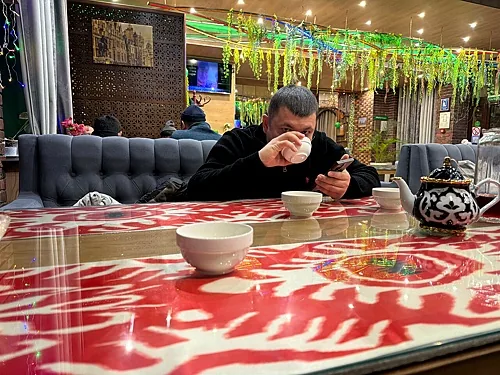 Зал — Чуст 24
