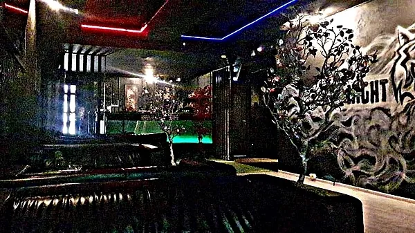 Туманный ярус, Зал — фото