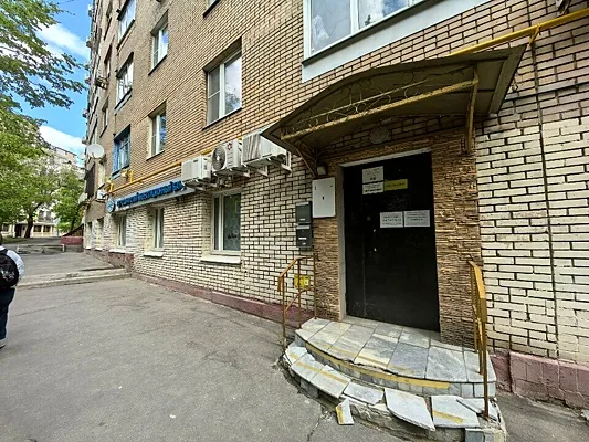 Омега 2, Зал — фото