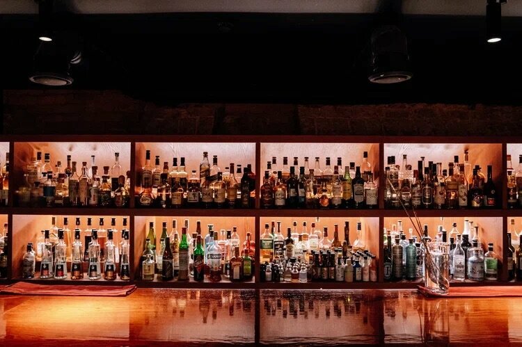 Зал — Butler The Japanese Bar