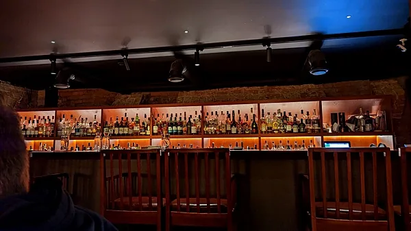Butler The Japanese Bar, Зал — фото