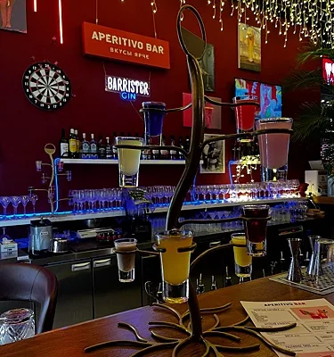 Aperitivo Bar, Зал — фото