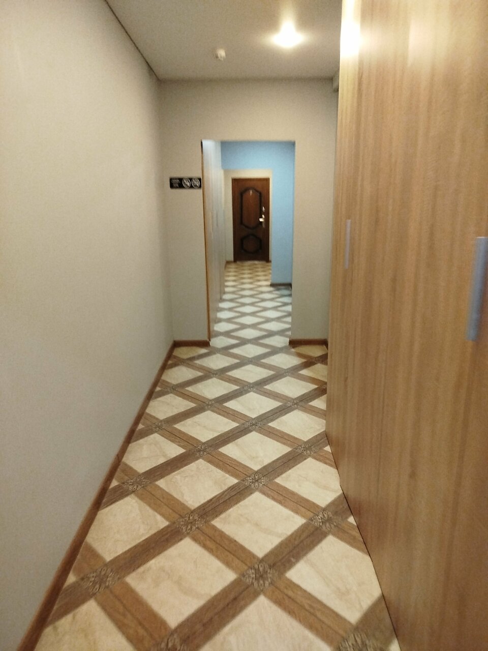 Зал — Бута 3