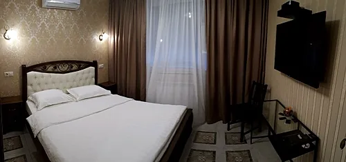 Зал — День и Ночь