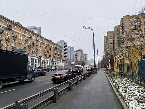 Зал — Покровка